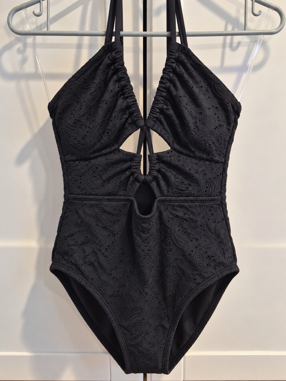 💙 Sexy Black Cutout Lacey Overlay Halter One-Piece Swimsuit